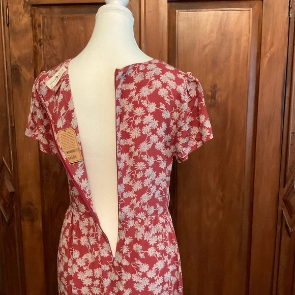 NWT! NATURAL LIFE Red and White Floral Maxi Dress - Picture 11 of 16